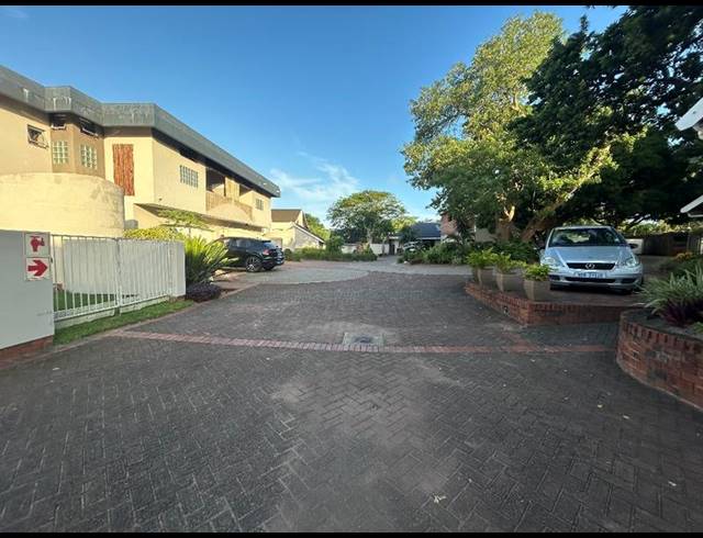 1 BEDROOM PROPERTY TO RENT IN MEER EN SEE